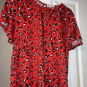 Red leopard print top